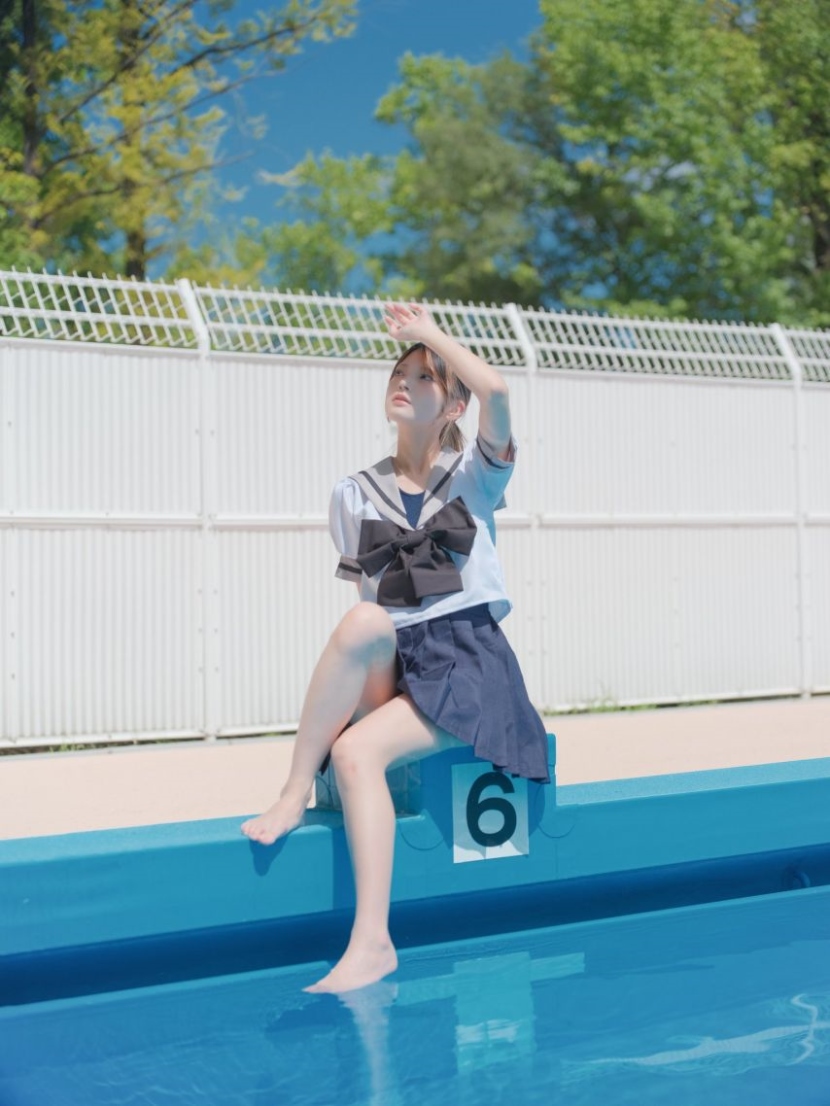 20241209173522-5a2568c43506-극슬렌더처자2.jpeg