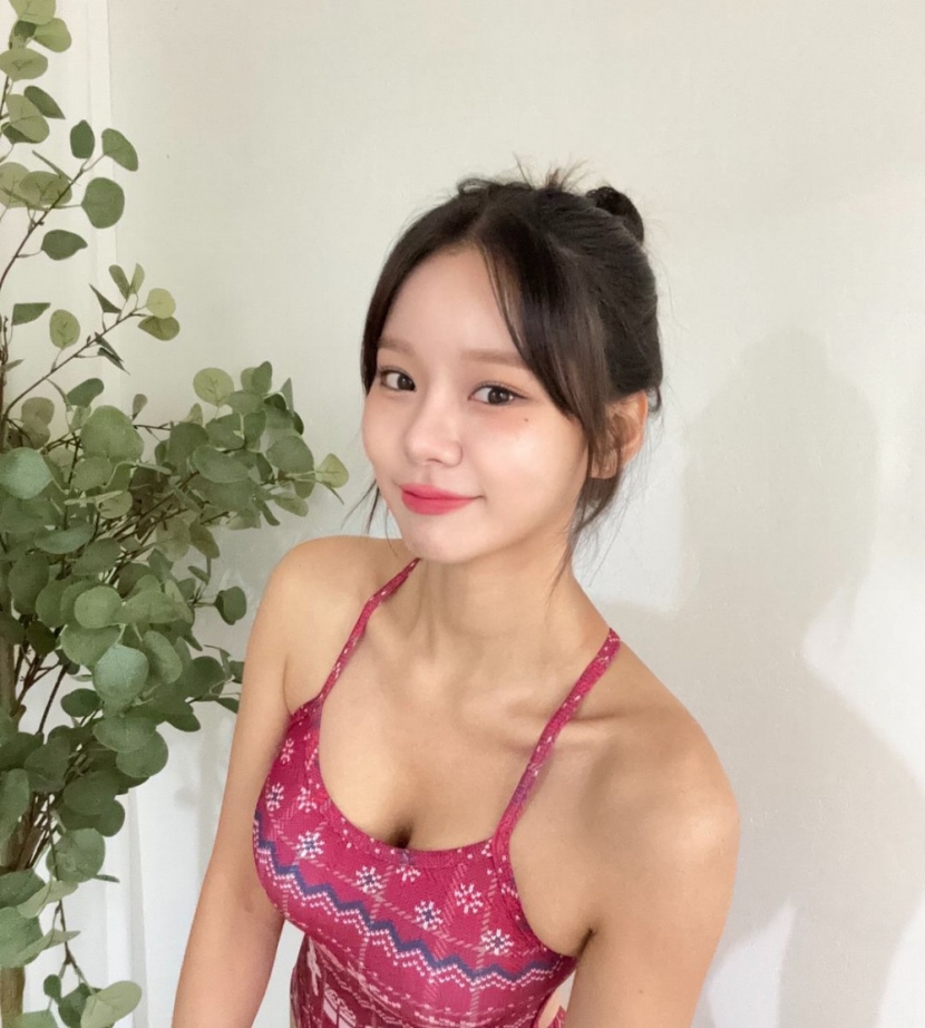 20241217114742-51561500ffb1-맹승지수영복3.jpg