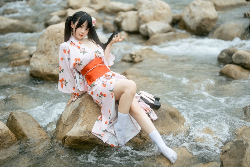 20241227002802-7350c2845859-Coser-ying-jing-ning-ning-Vol-057-Members-P2-imgcup.com-038.jpg