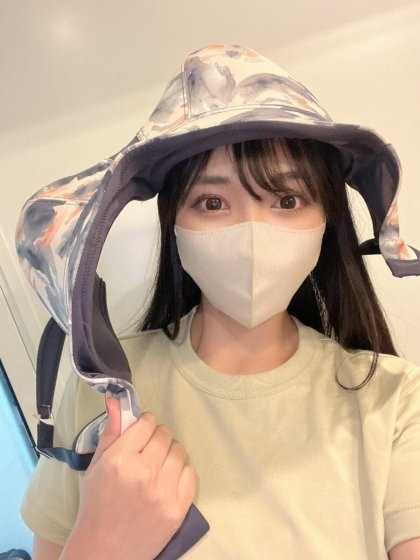 20250113194159-234a190856de-웃음제조기코이부치모모나2.jpg