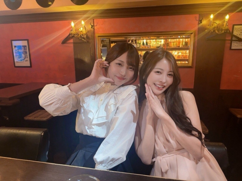 20250116193611-c679ba2bd4be-키노시타히마리and모리히나코4.jpg