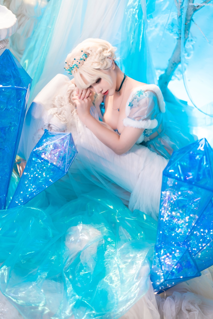 20250123113530-80d2db3f6a6a-www.8kcosplay.com024.jpg