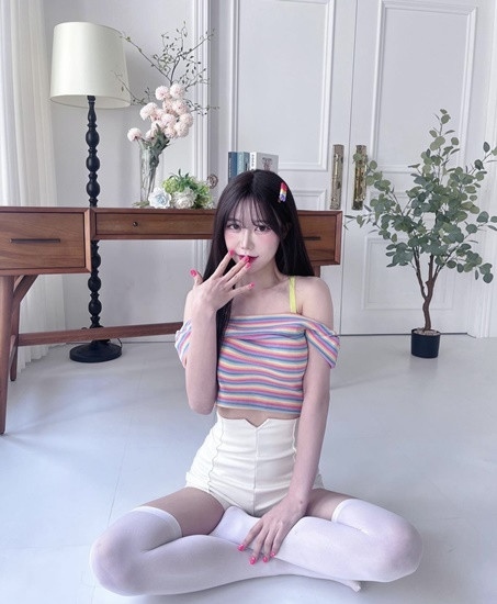 20250214014540-e1ff51ba8a9b-여캠하츄3.jpg