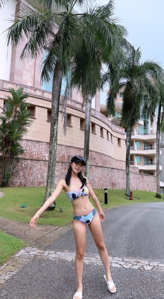 20250224011412-d62c1d7ecaa8-박예진치어리더비키니7-1.jpg