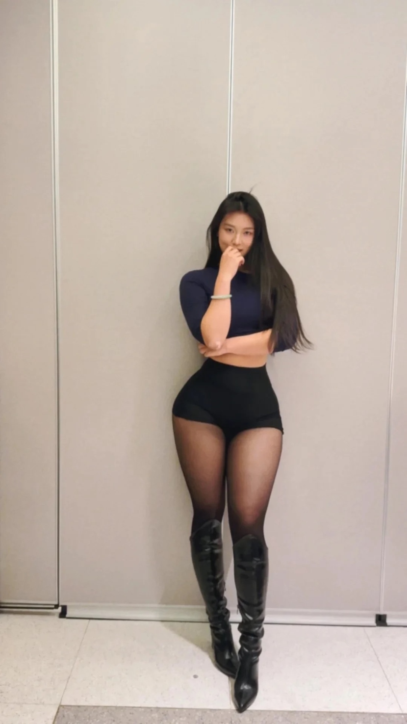 20250313195525-51086ae9cd65-호불호갈린다는빅사이즈몸매5.jpg