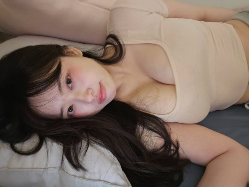 20250514013649-70ab2d9393da-소람잉눕방3.jpg