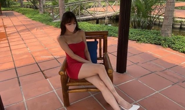 20250514014323-91f454ab02e9-이블린비키니몸매9.jpg