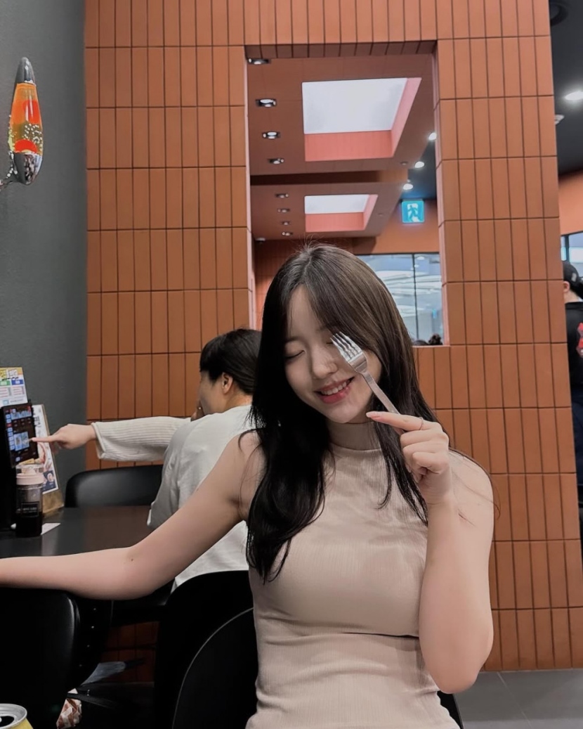 20250622185757-49201fee7e3c-F컵이라는유튜버미니로운생활2.jpg