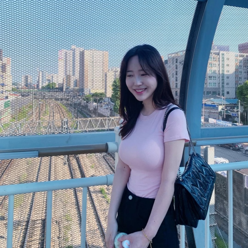 20250622185804-b8b2558506c9-F컵이라는유튜버미니로운생활3.jpg