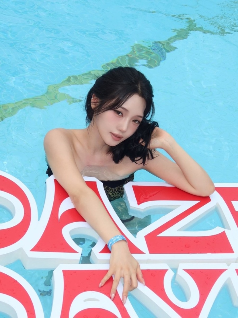 20250629184121-83a8d2f8ad2d-프로미스나인노지선비키니1.jpeg