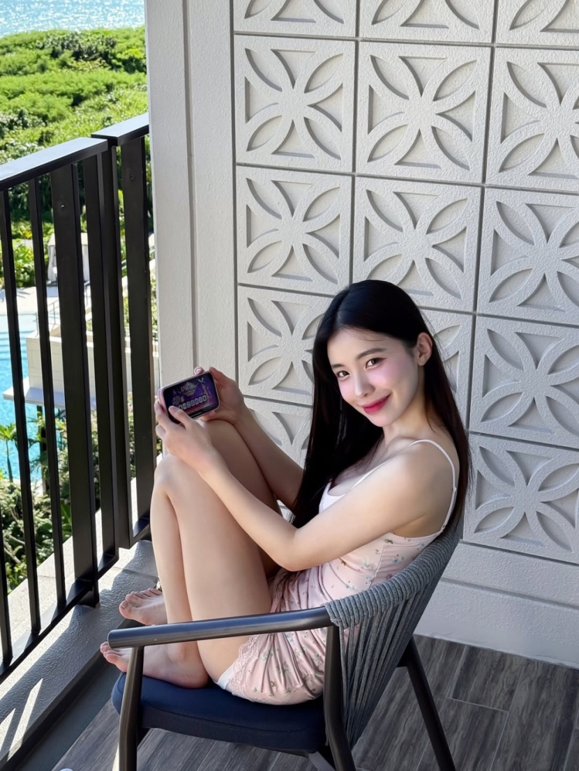 20250723194515-d3906300e7d4-요즘폼좋다는이다혜치어리더인스타신작2.jpg
