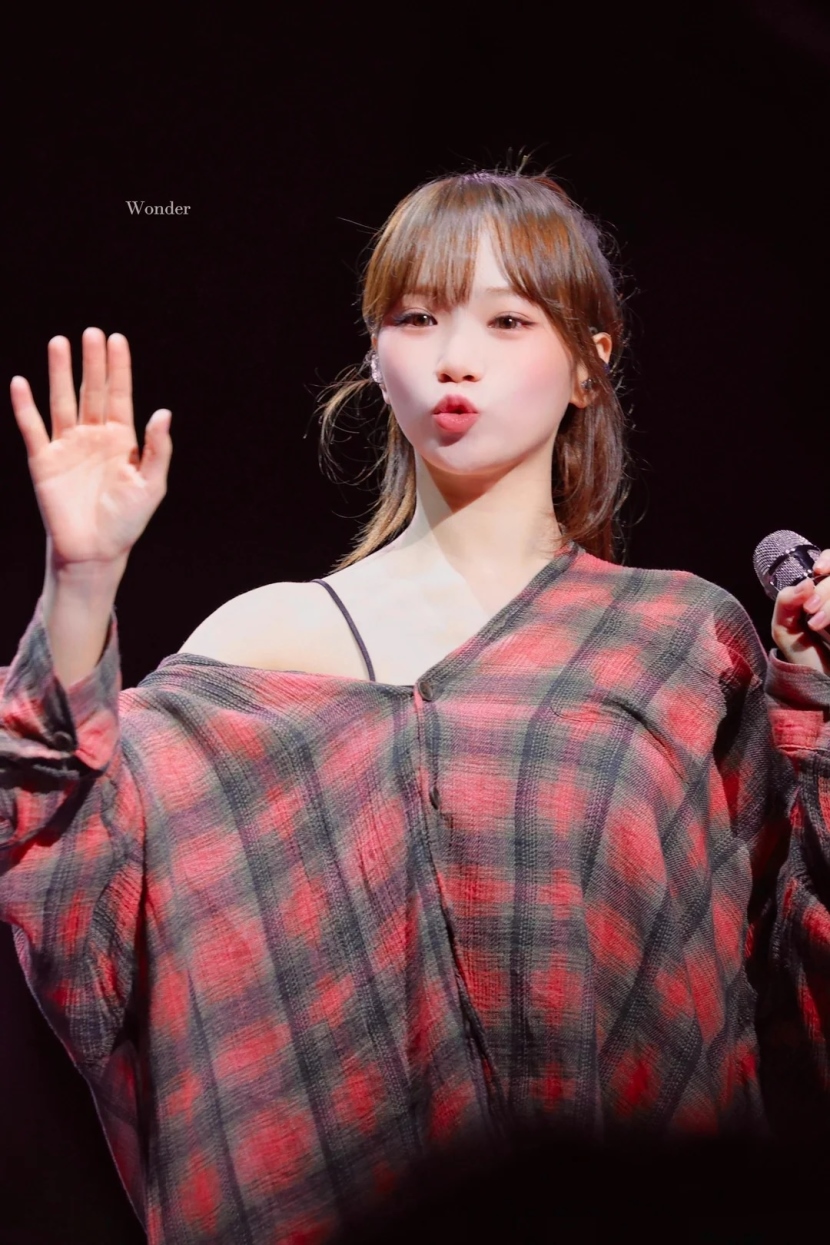 20250821231545-2699e6ee5cec-채원1.jpg