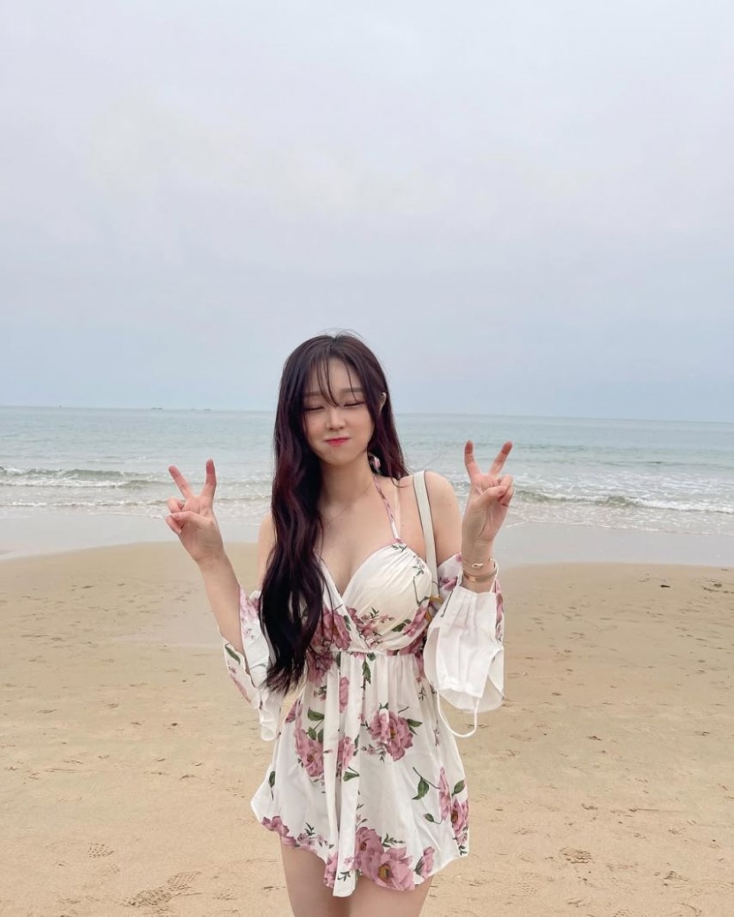 20250828012320-6e34a97fbd29-한갱여친룩8.jpeg
