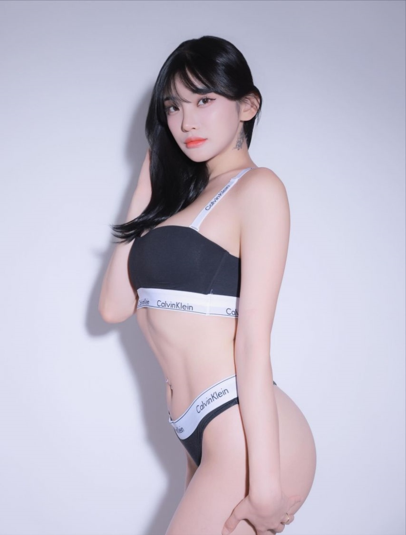 20251023013925-72915a5b42ff-첼설아언더웨어프로필1.jpeg