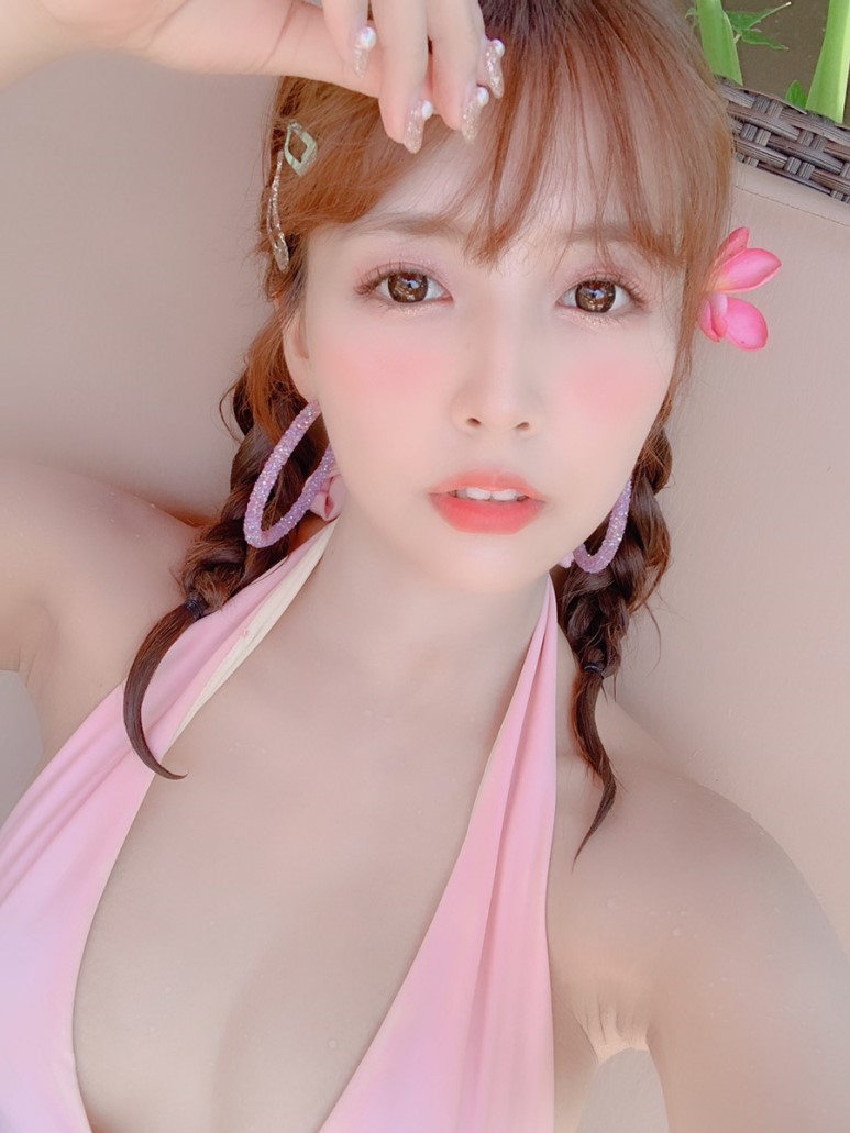 6b8f313decf24f4d6f6b23f4e0128be7.jpg
