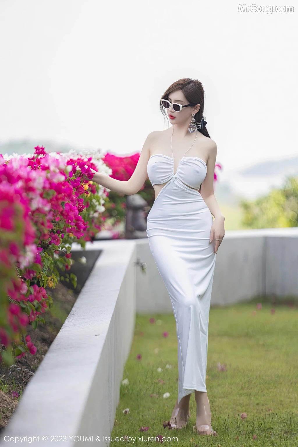 YouMi-Vol.931-Zhou-Yan-Xi-Carol-MrCong.com-003.webp