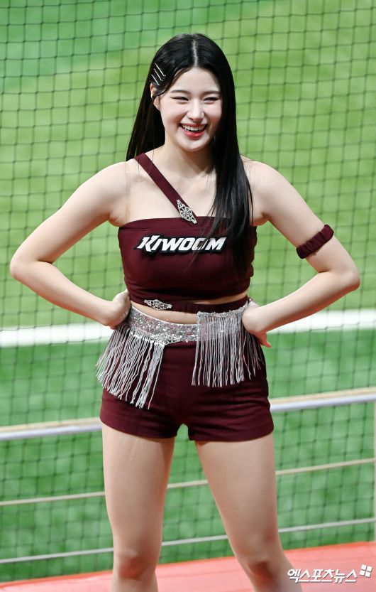 bcf512018ead449a909be6f45f4687a0.jpg
