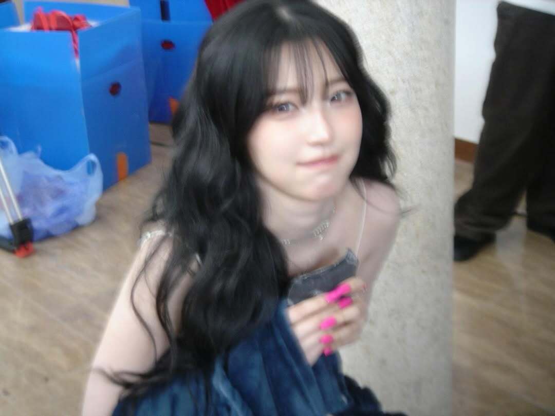 i1913008626.jpg