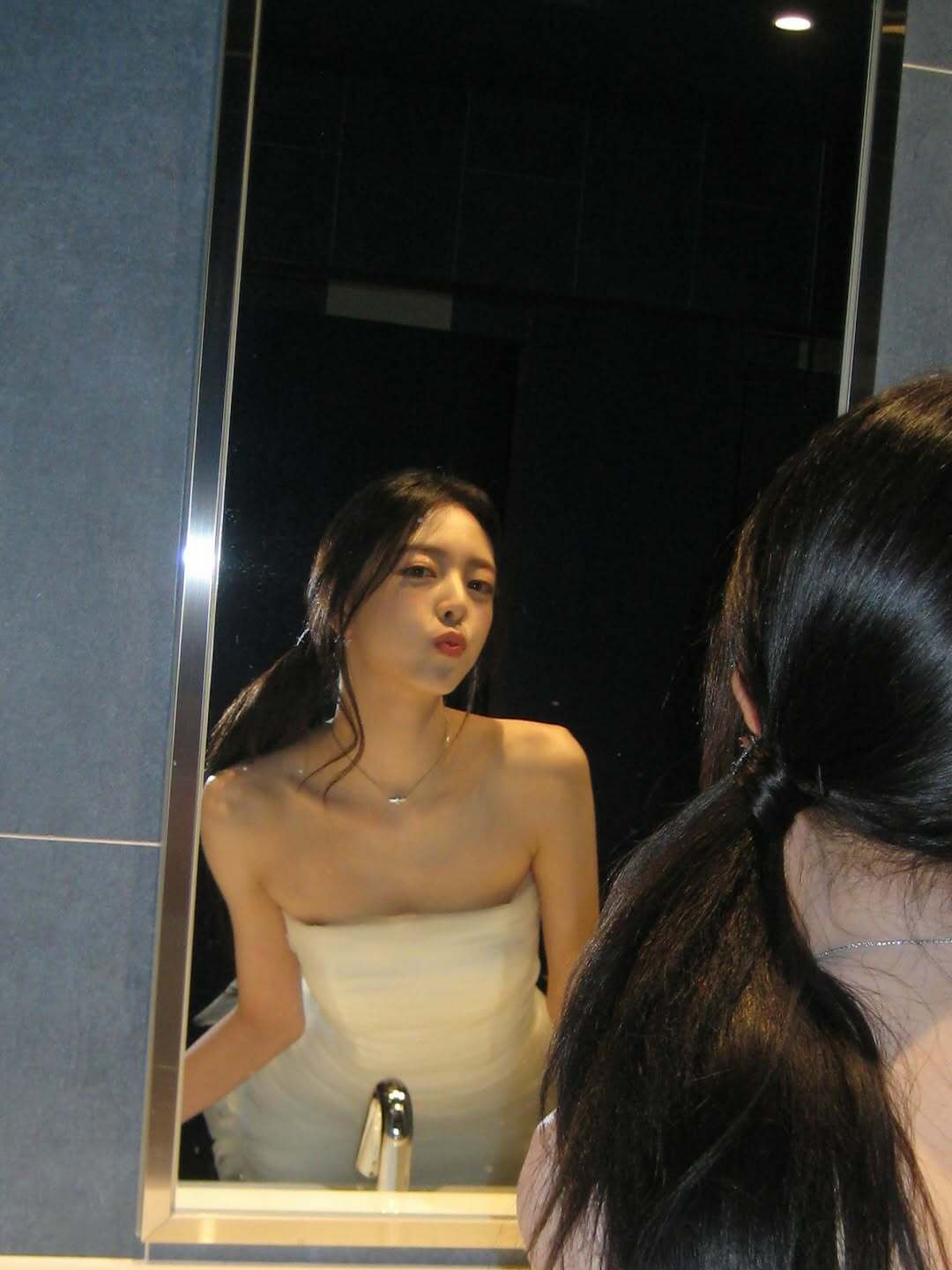 i1953641558.jpg